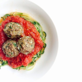 How To: Zoodle Spaghetti and Meatballs